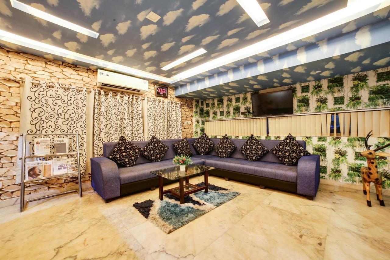 Hotel Capital O 61351 Waii International Bhalukpung Exteriér fotografie