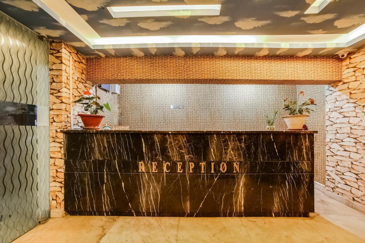 Hotel Capital O 61351 Waii International Bhalukpung Exteriér fotografie